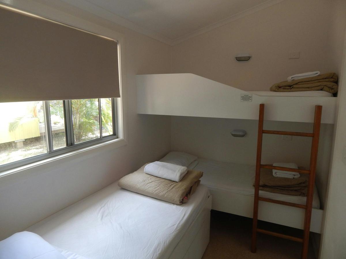 Poolside Hut - Second Bedroom