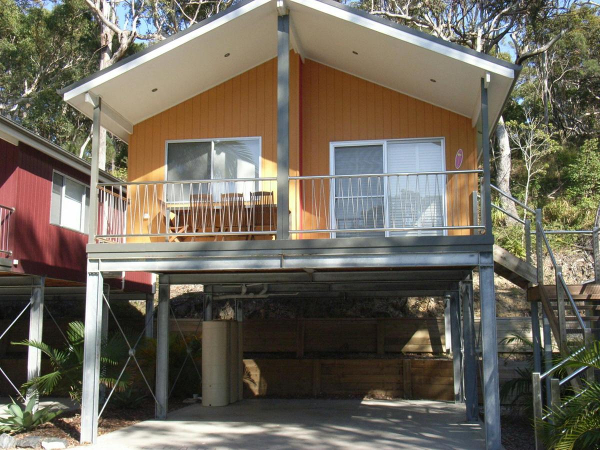 Elevated Surf Shack - Exterior
