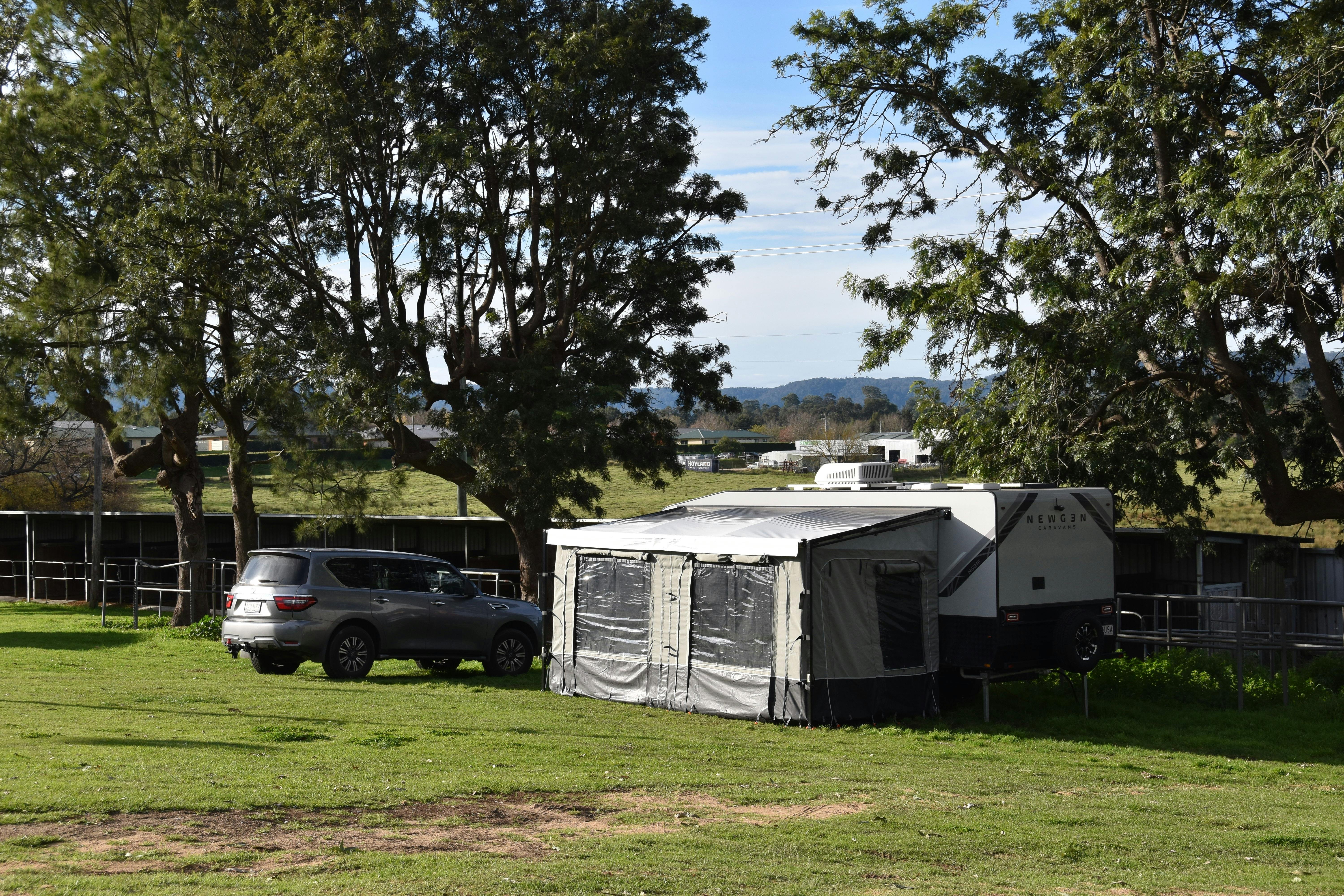 Quiet Mid Size Van site