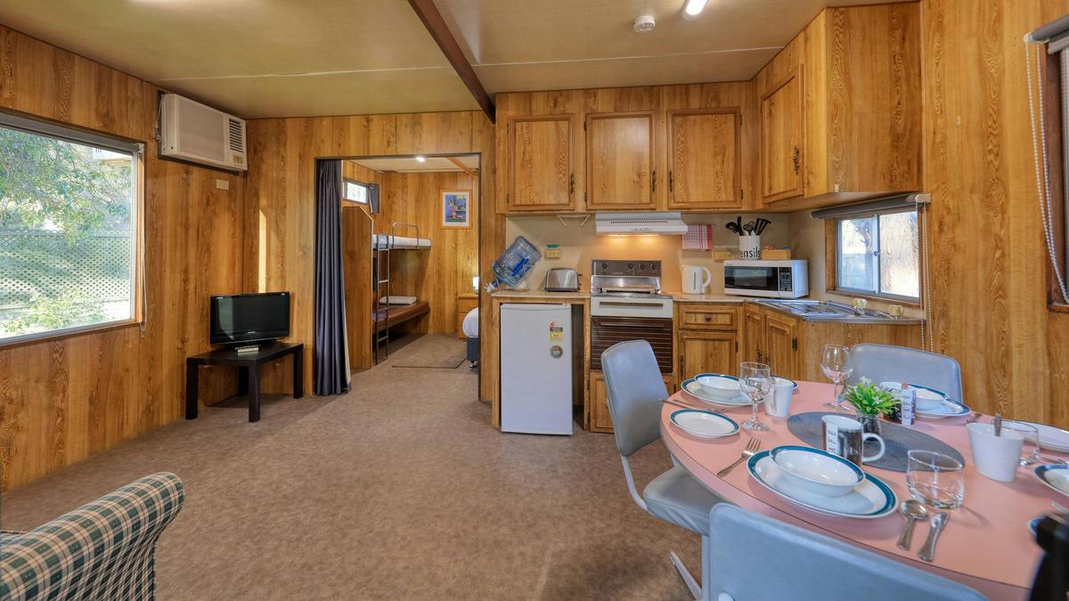 Trailblazer Cabin PF (Sleeps 4)