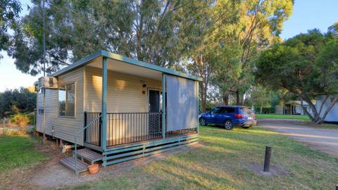Small Pet Friendly External