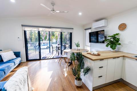 Dune Villa | Tasman Holiday Parks - Racecourse Beach