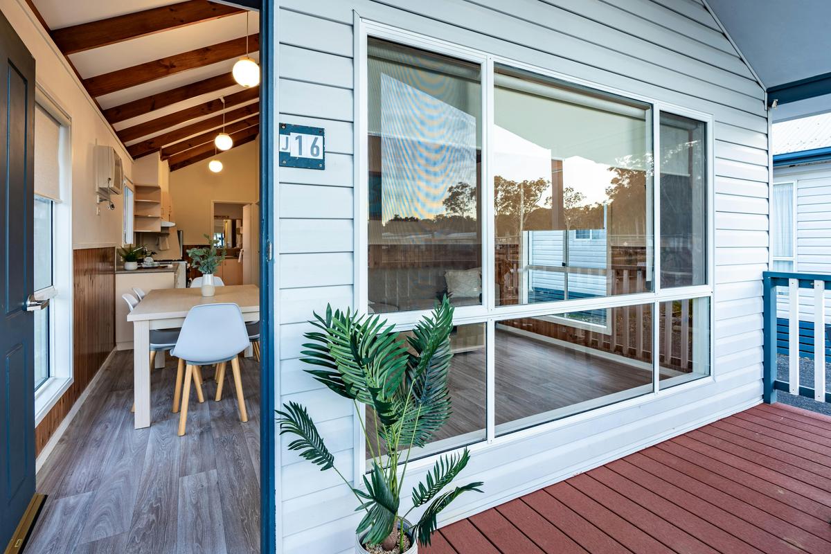 Standard Cabin (2BR) | Tasman Holiday Parks - Racecourse Beach