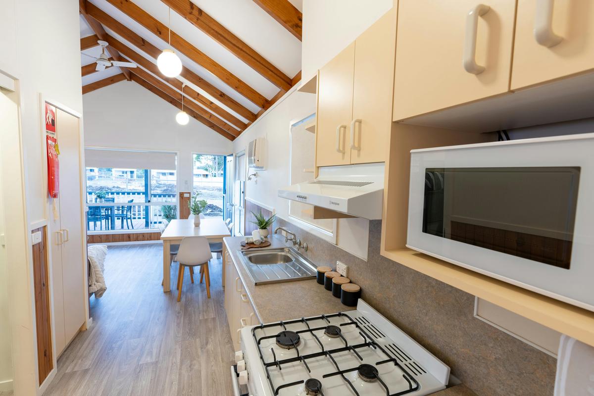 Standard Cabin (2BR) | Tasman Holiday Parks - Racecourse Beach