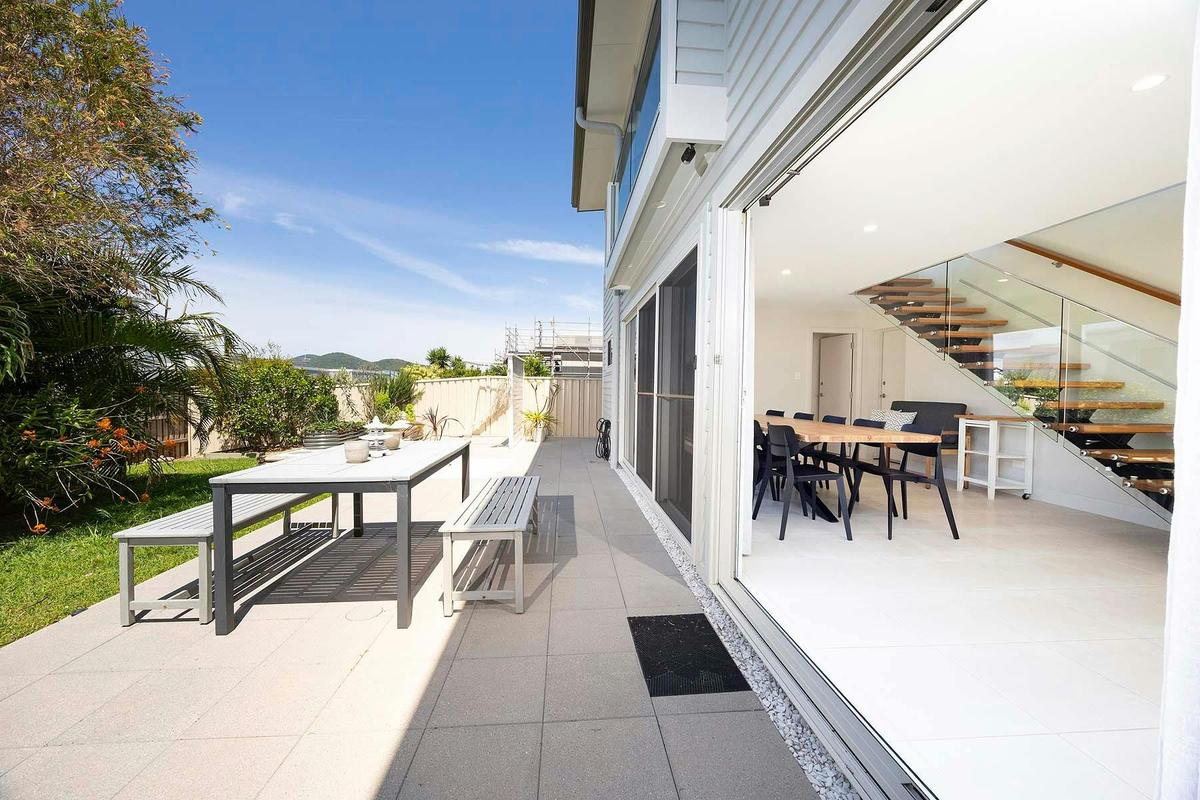 Entertaining area