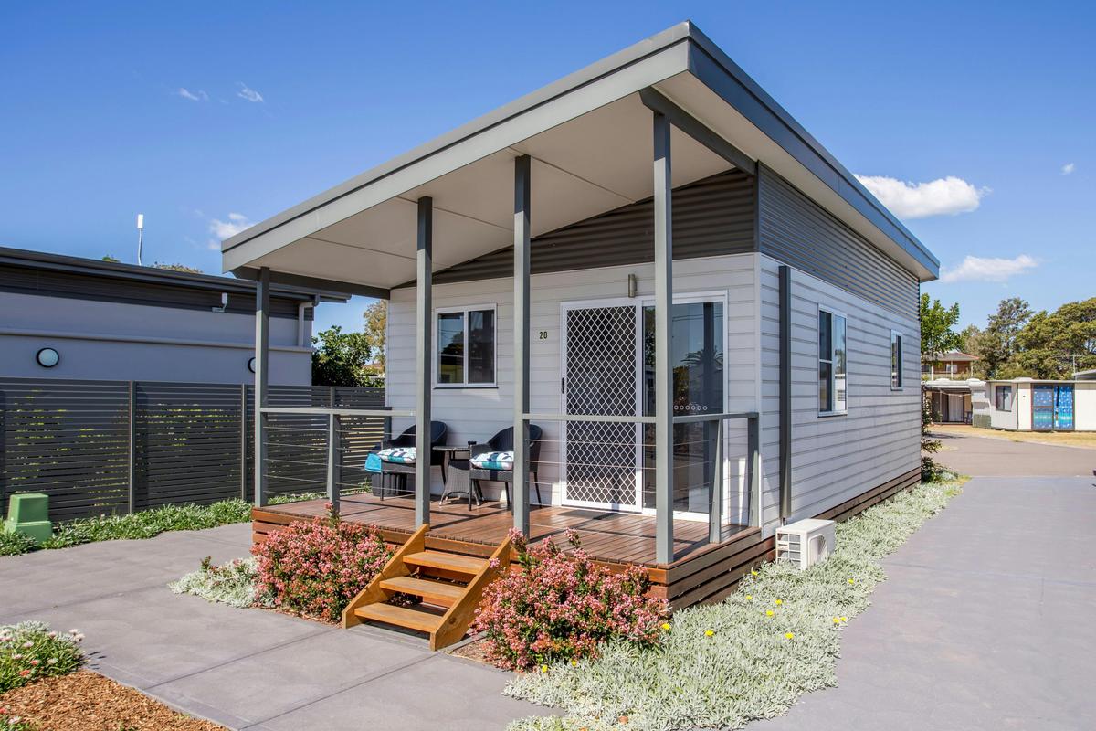 Bungalow Cabin