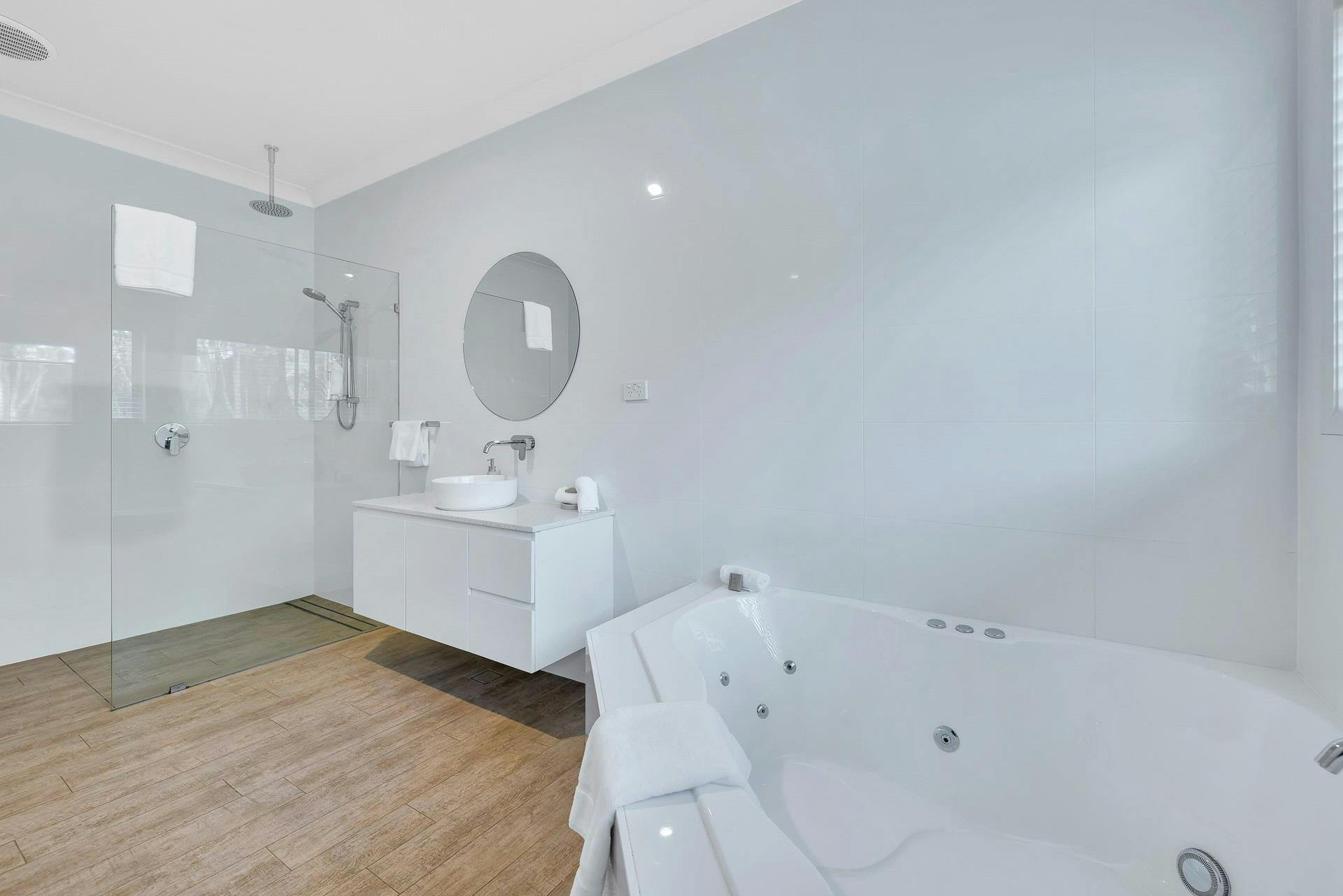 27 Rows On Hermitage