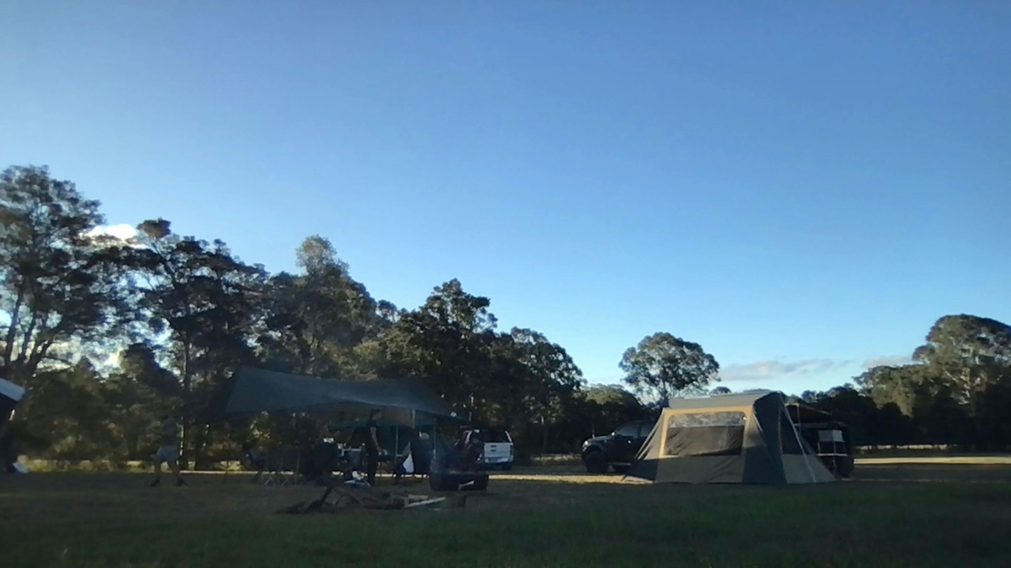 "Erinvale" Camping by a Billabong