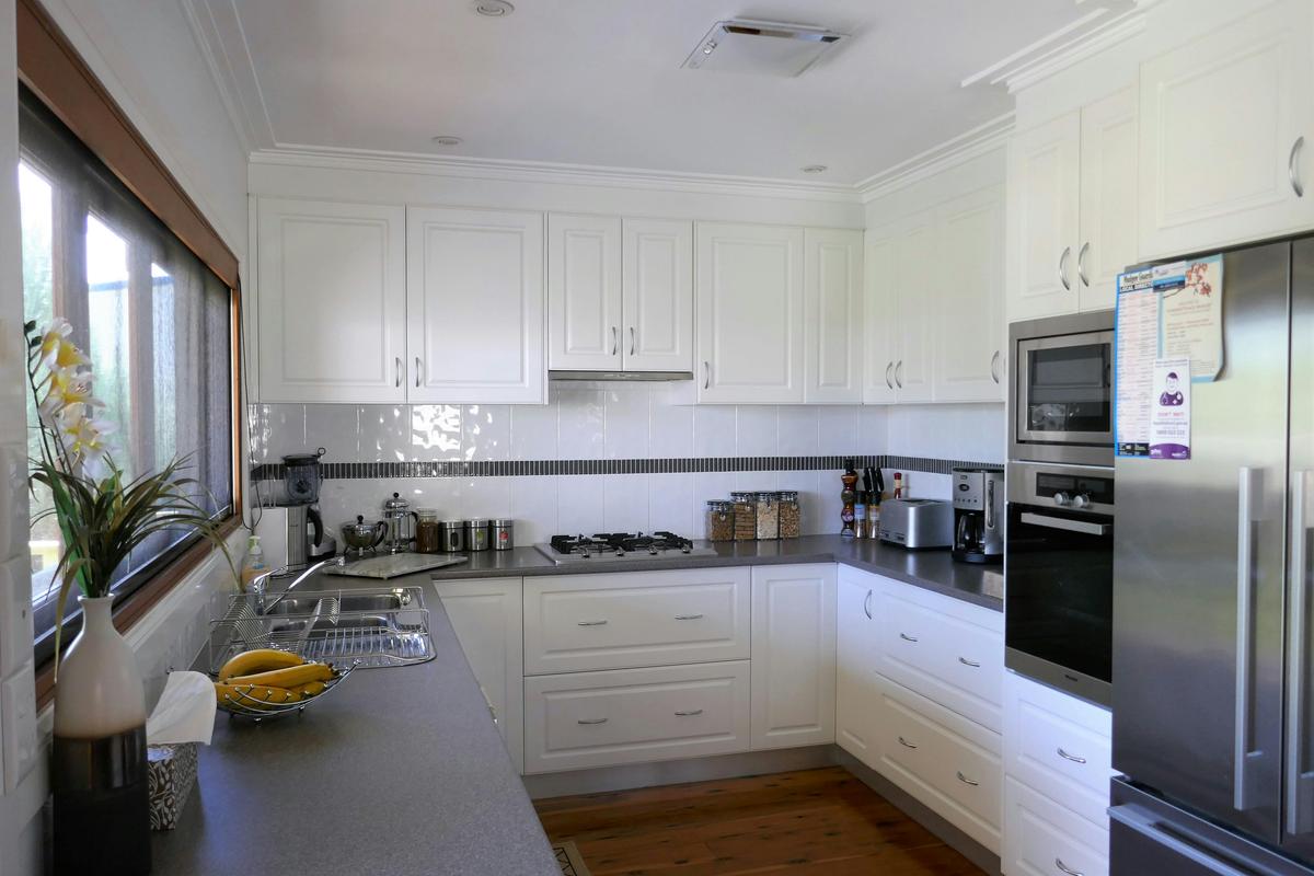 A Market Place Mudgee gourmet Kitchen and Alfresco dining