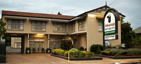 Abbostleigh Motor Inn