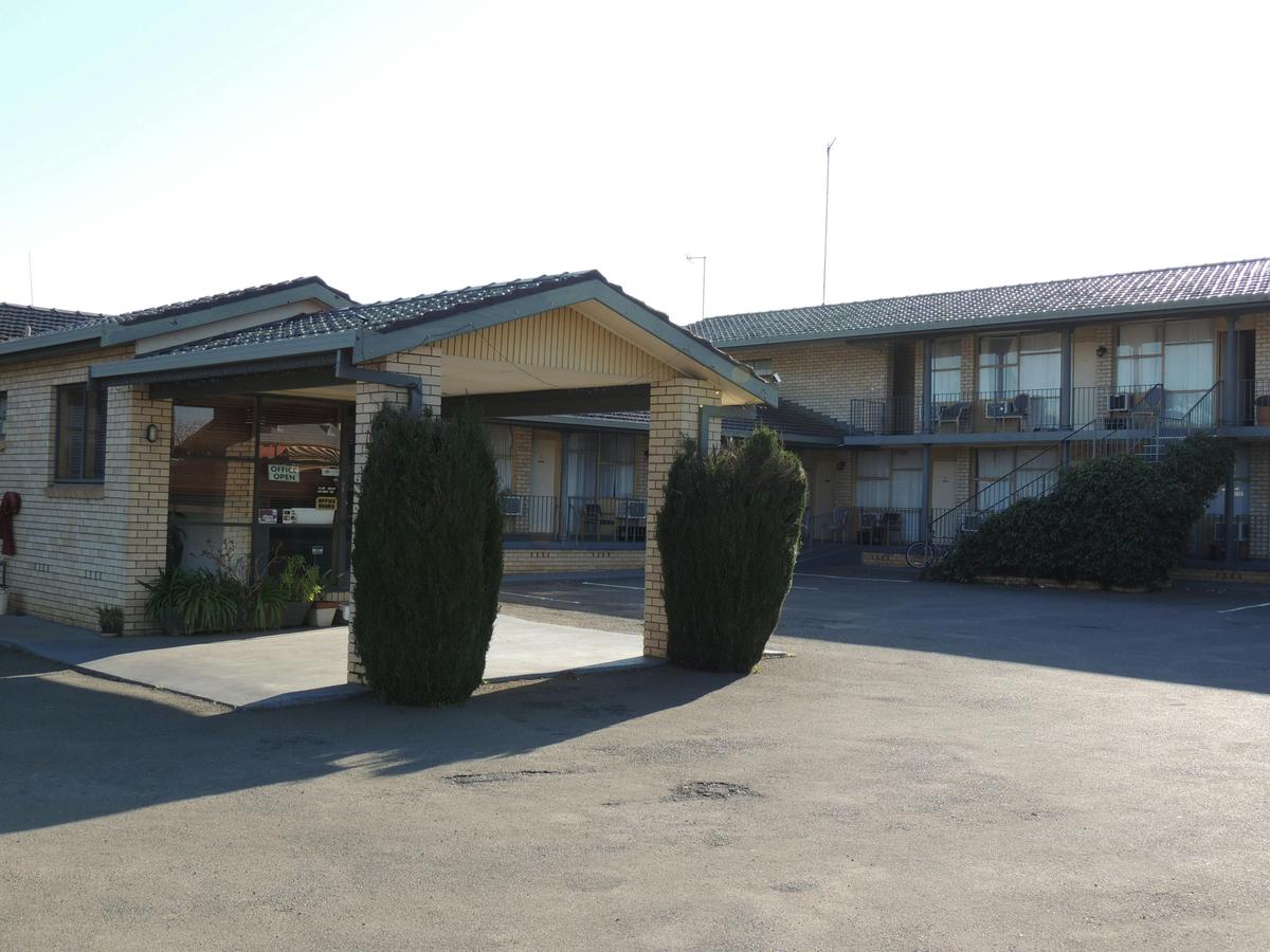 Adrian Motel