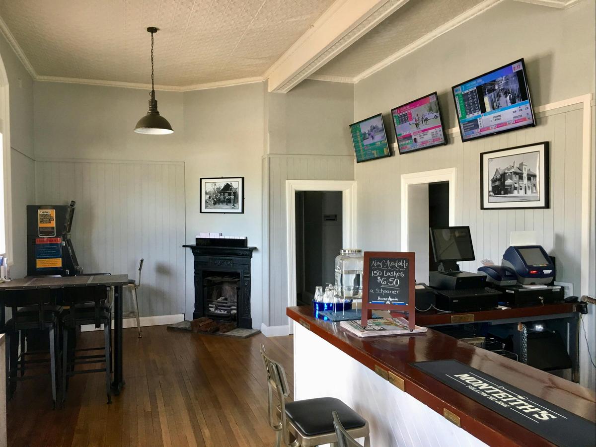 Bar TAB Area
