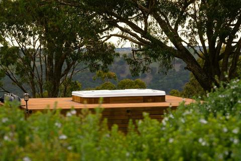 Abercrombie Ridge: The Barn - PRIVATE spa