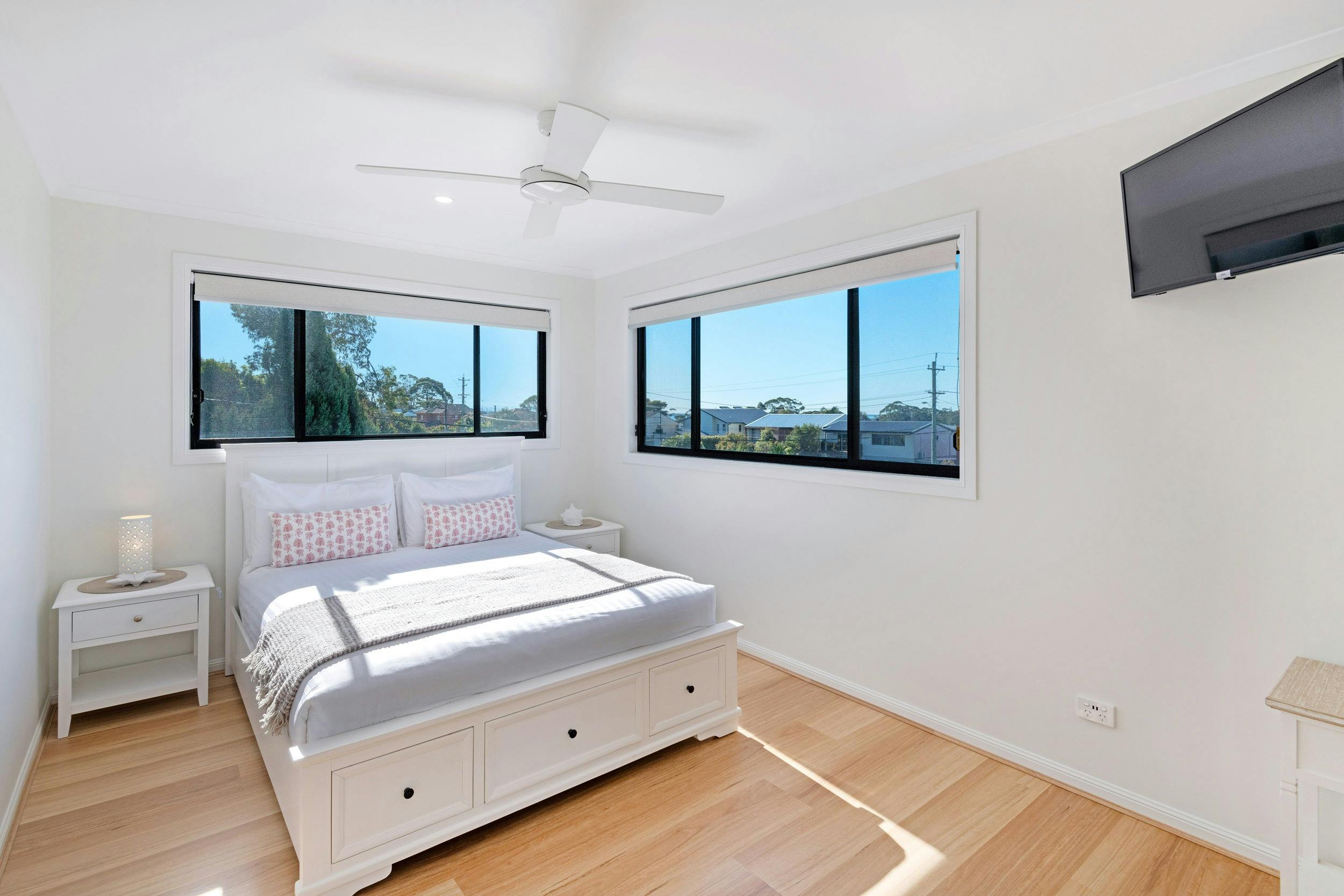 Above by Sanddancers, Photographer Russell Quinn