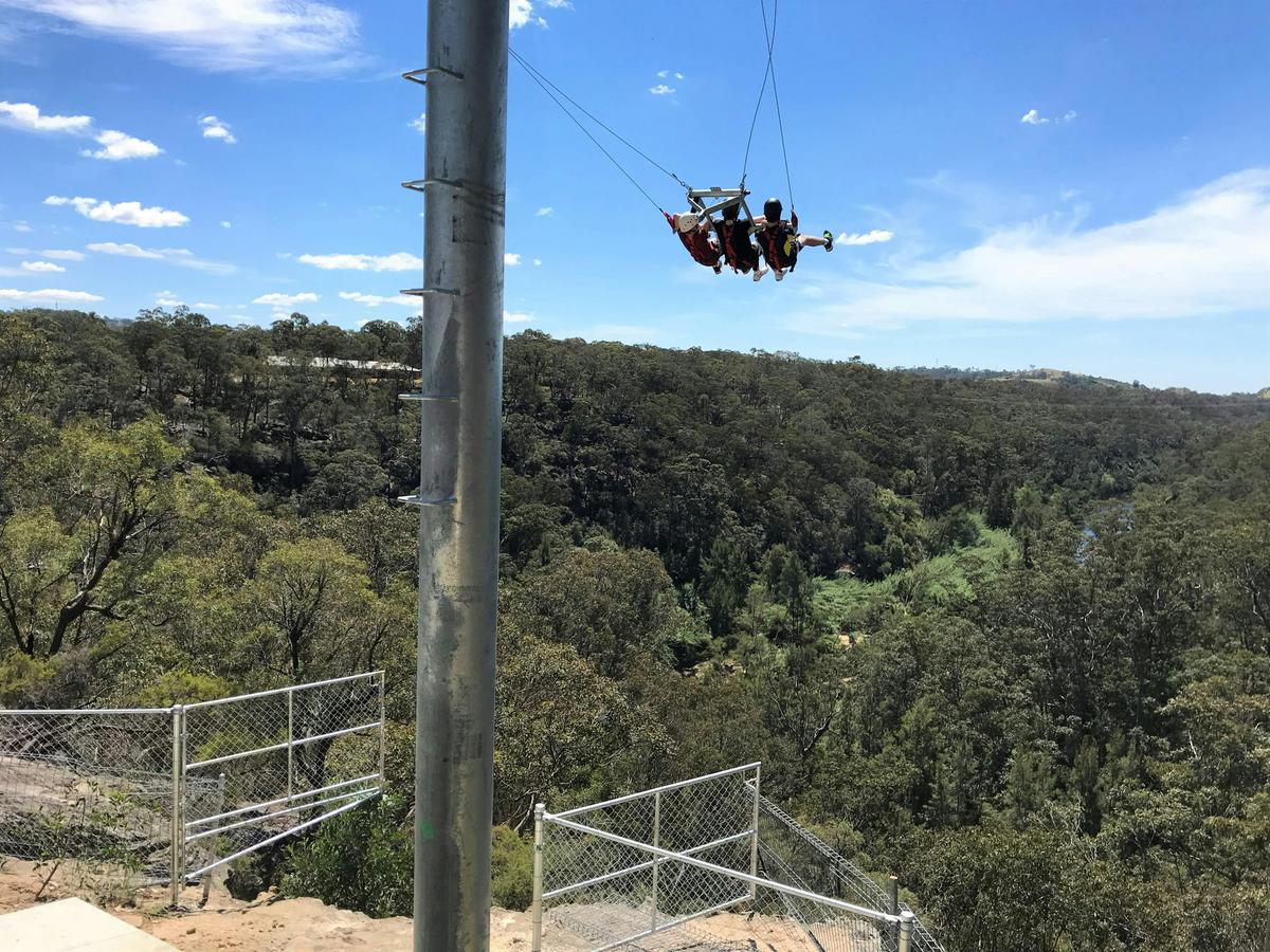 Gorge Swing