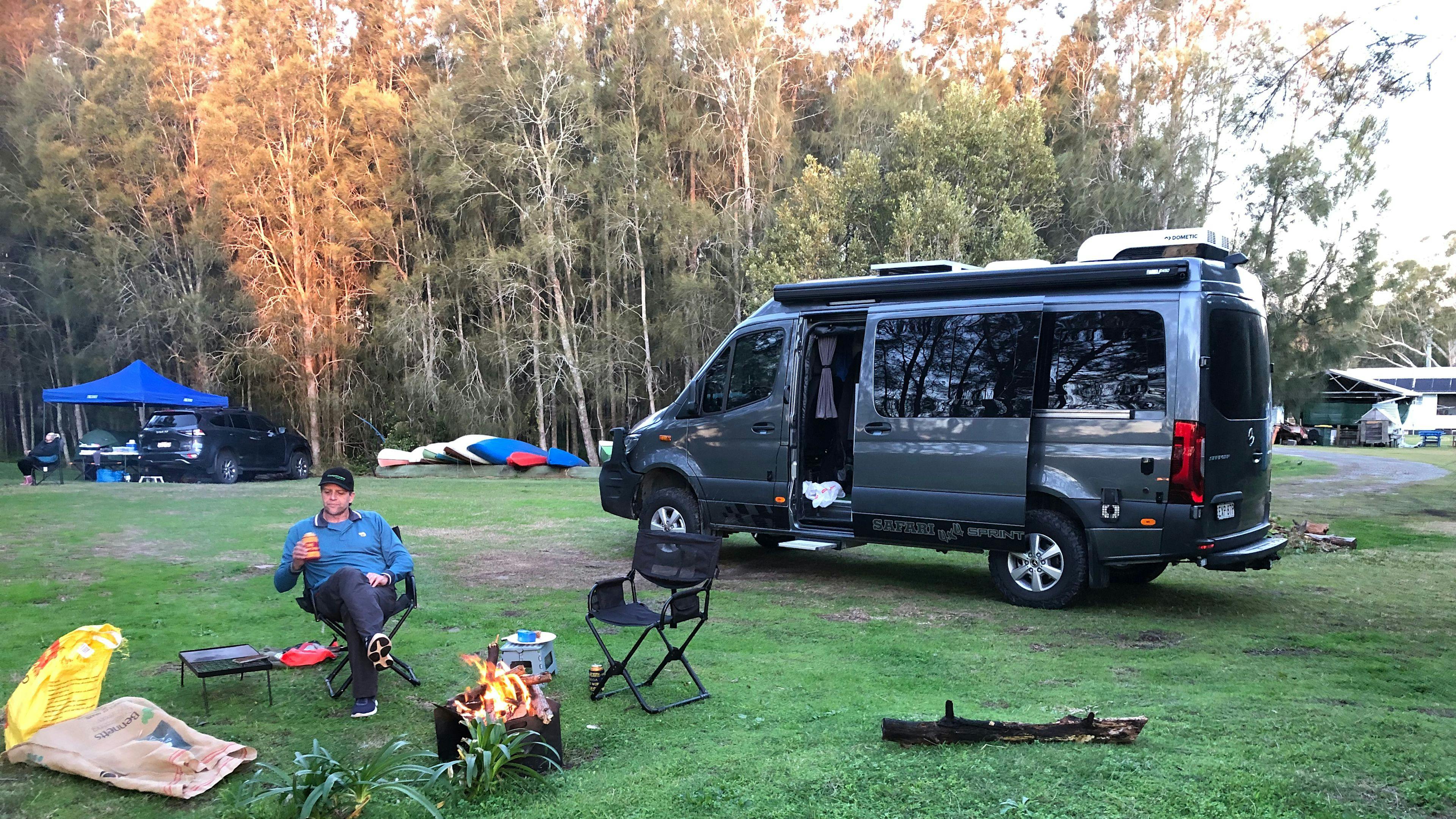 Too wet to use fire pit but all care taken and no damage 