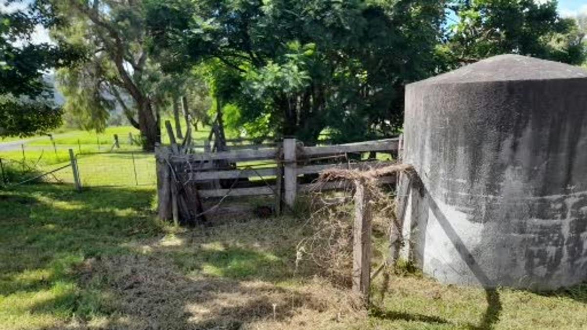 Acreage Aurora