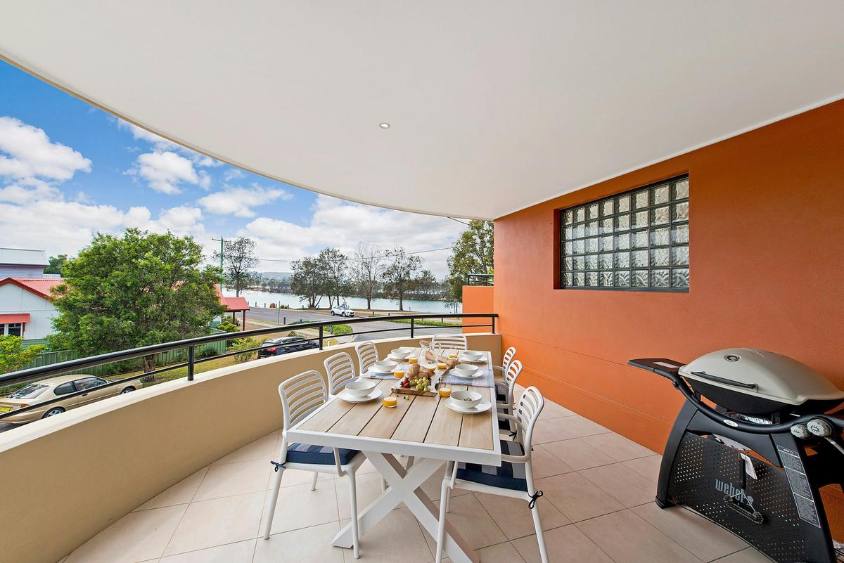 Alfresco dining with river views
