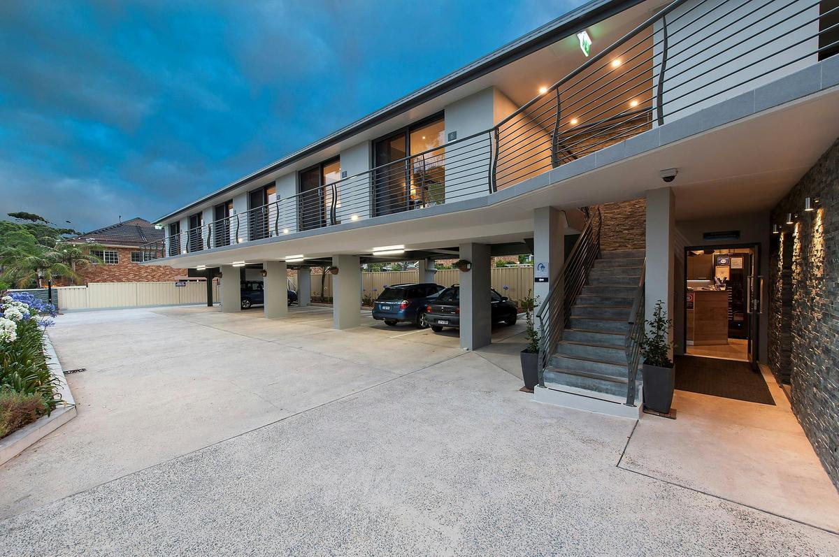 Allure on Ocean Motel - Undercover Parking