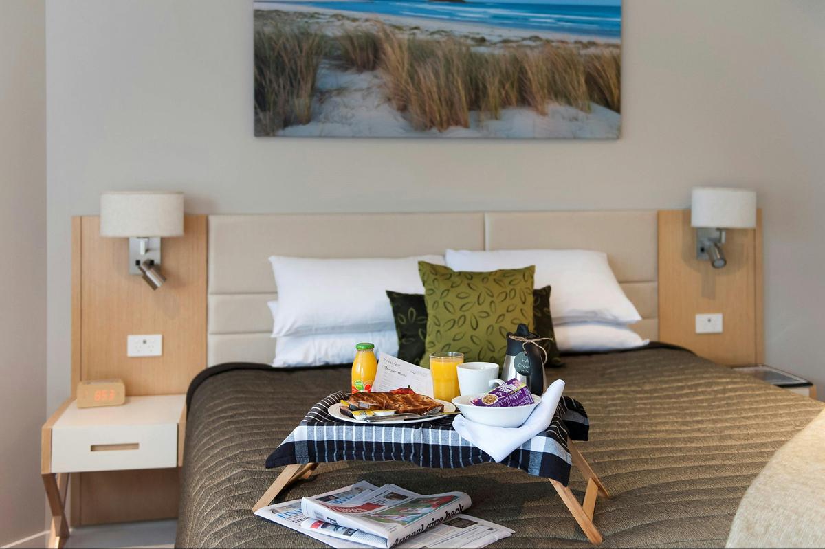 Daily Continental Breakfast Hamper