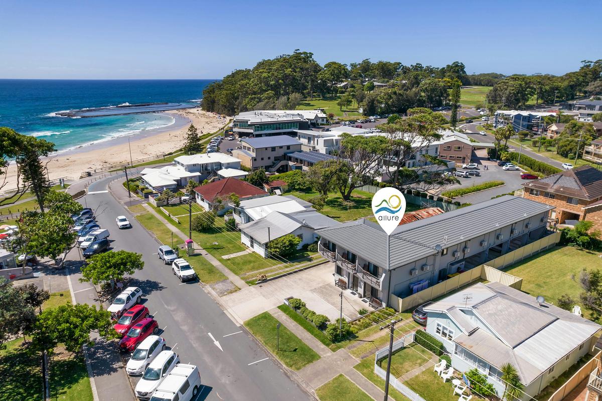 Location at Mollymook Beack