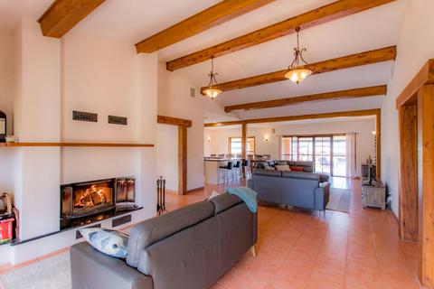 Allegiance Wines Vineyard Guesthouse