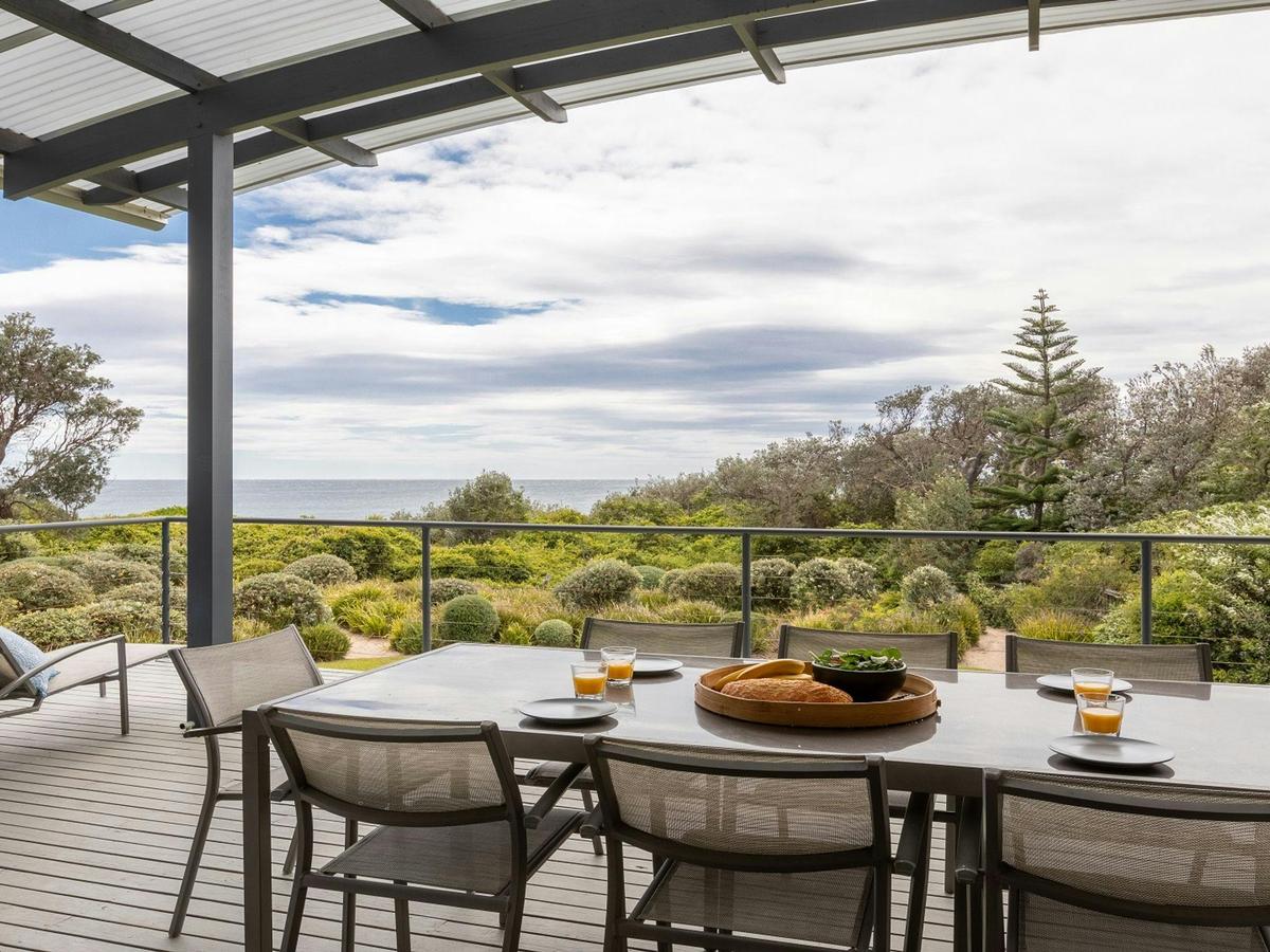 Covered Outdoor Area, Outdoor deck, Views, Views - Beach, Views - ocean, Views - water