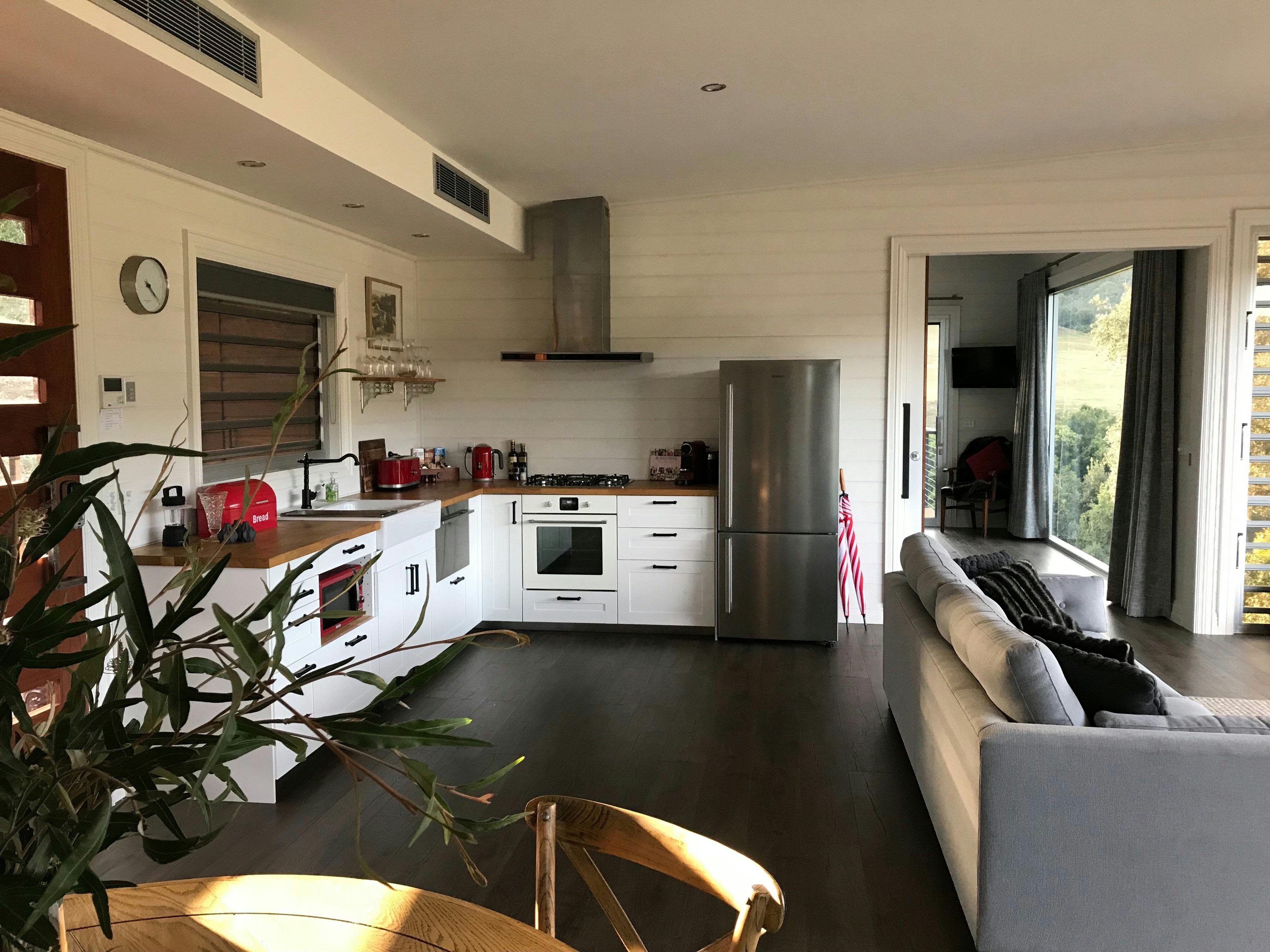 Fully equipped kitchen.