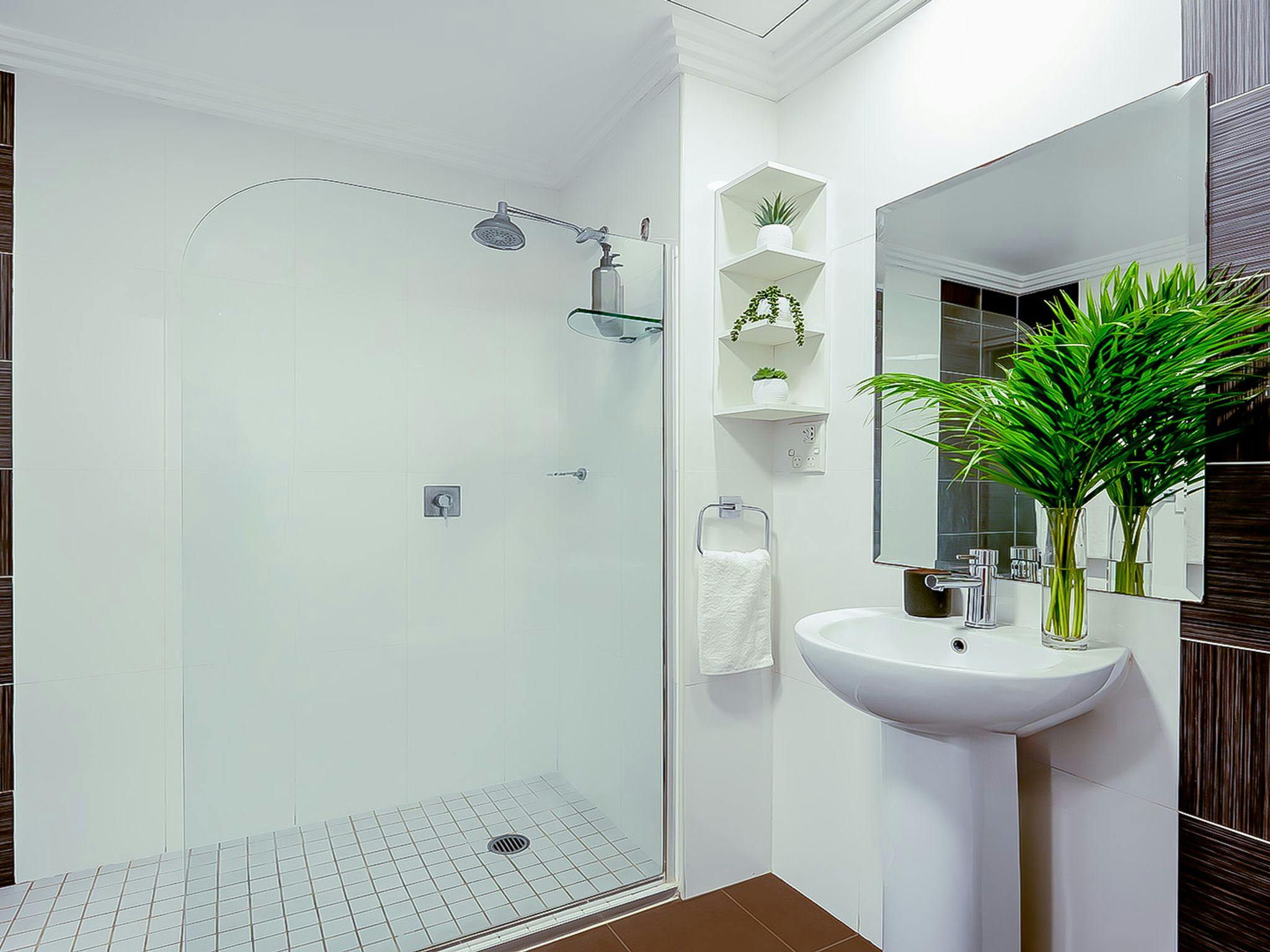 Apartment 215 Sebel Kiama | Modern Bathroom