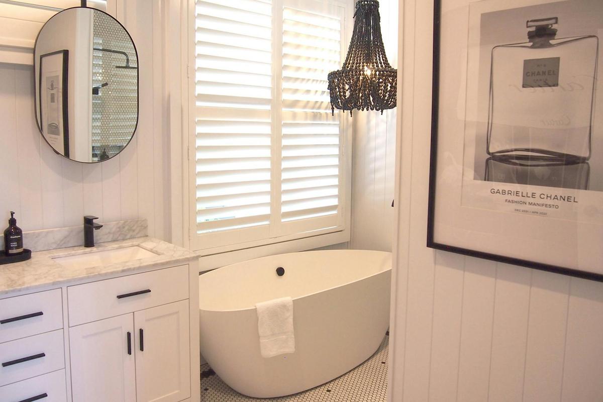Main Bathroom
