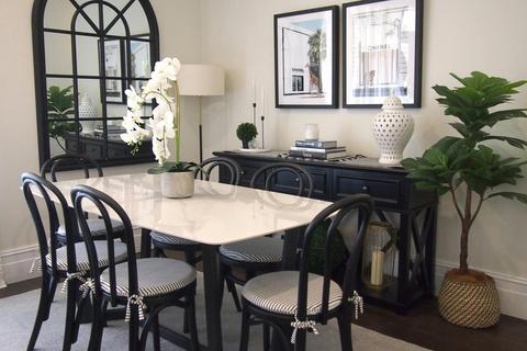 Antler and Oak Cottage