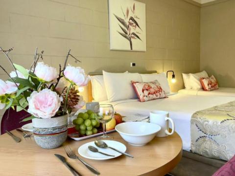 Apollo Motel Deluxe Triple Suite