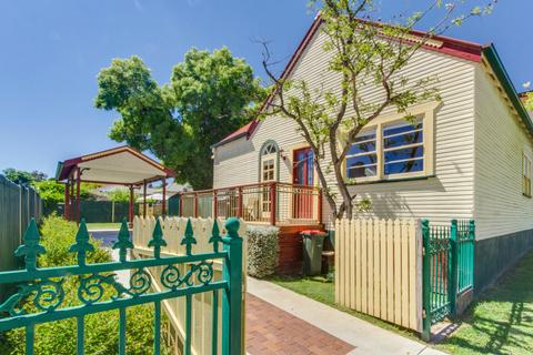 Apt 2 Brightside Apartments