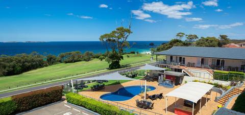 Amooran Oceanside Apartments and Motel