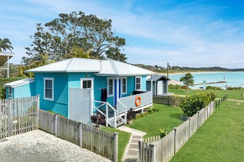 Aurora Cottage