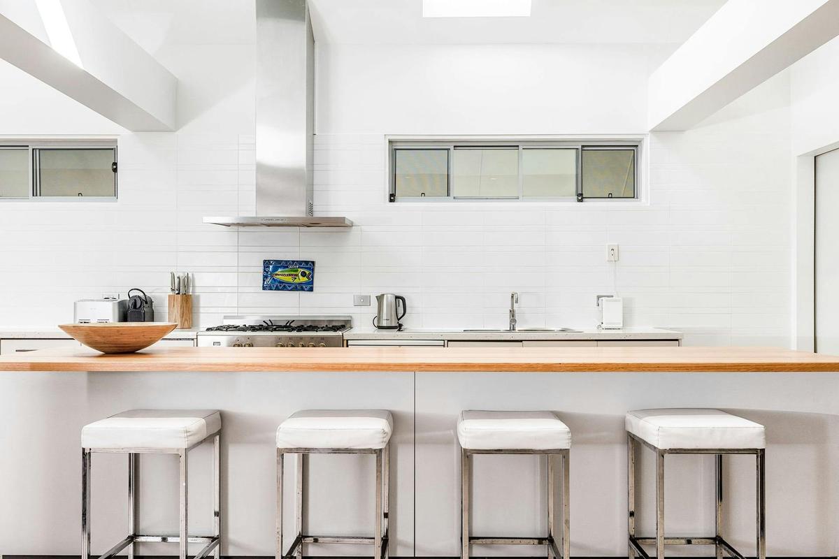 Ariel's on the Beach - Byron Bay - Kitchen