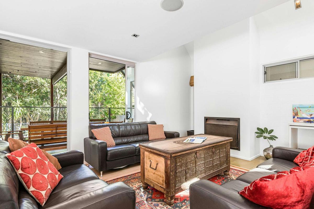 Ariel's on the Beach - Byron Bay - Living Area