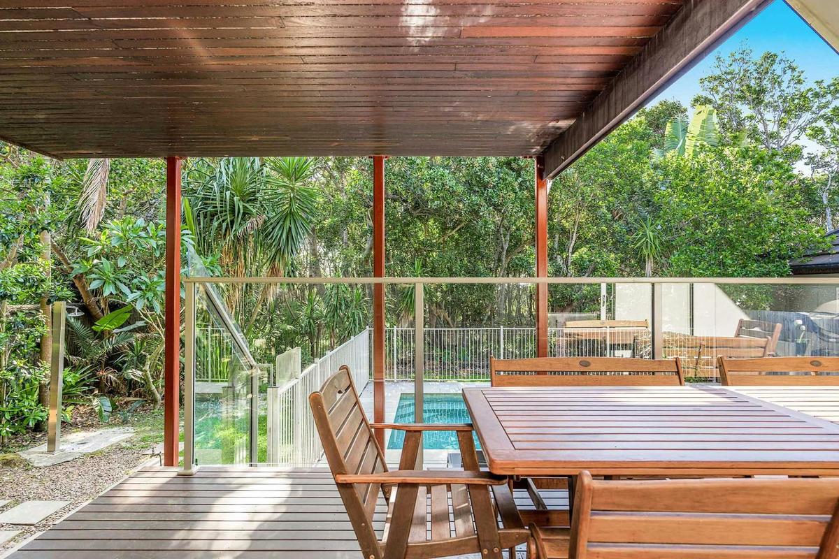 Ariel's on the Beach - Byron Bay - Outdoor Seating Area