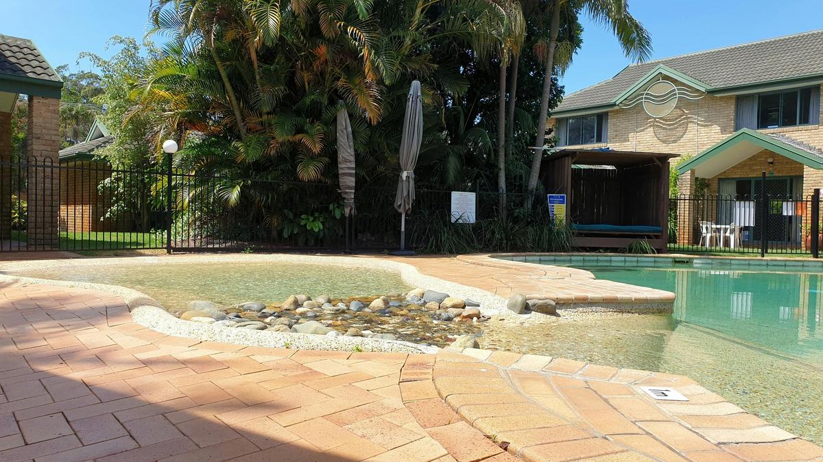 Town House overlooking pool