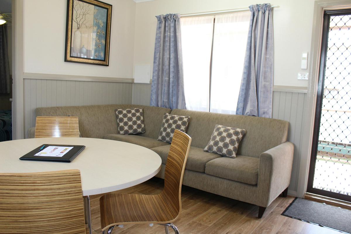 Lounge with lots of room