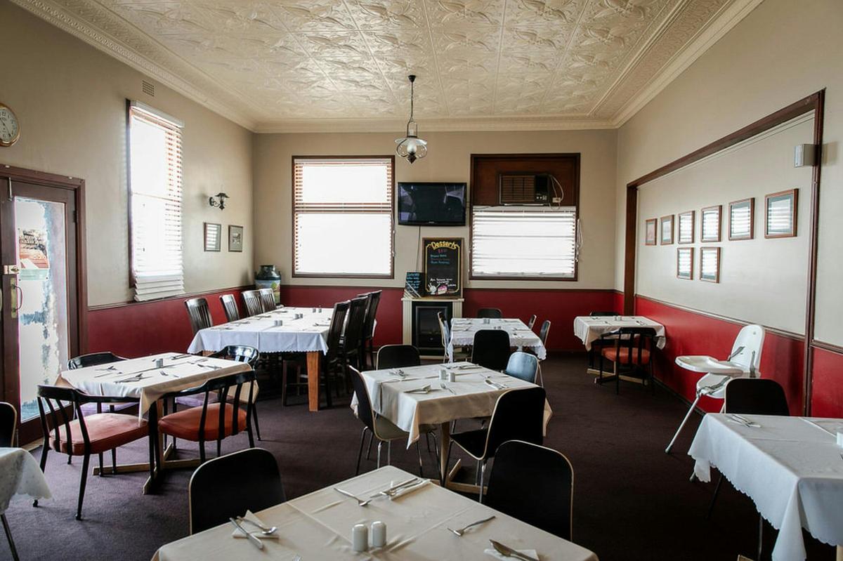 Bank Hotel