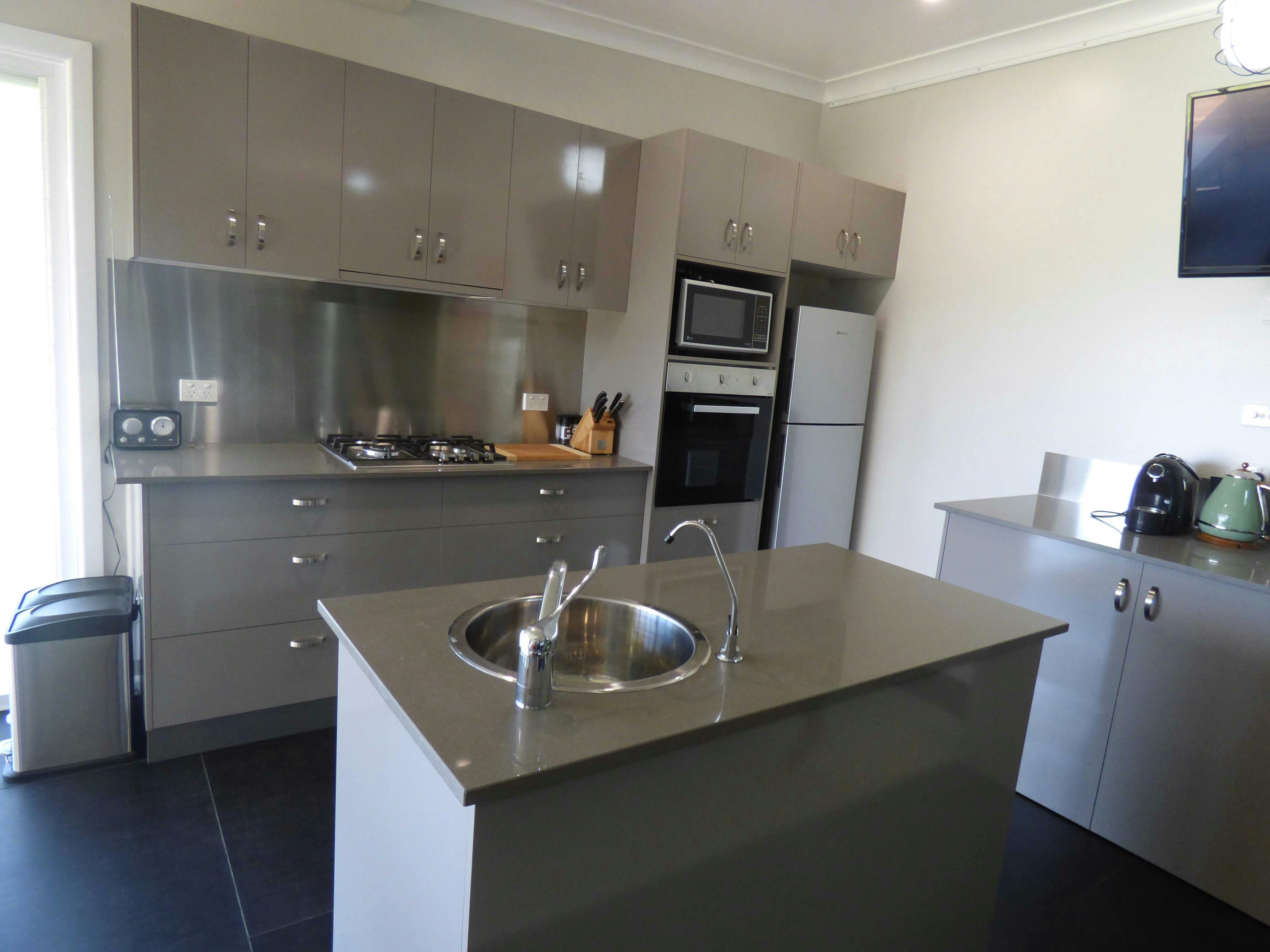 ArtHouse Beachfront Accommodation