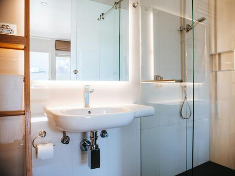 Executive Queen Room Ensuite