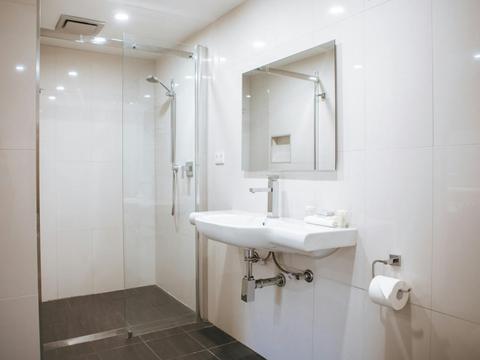 Executive Family Room Ensuite
