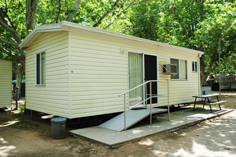 Ball Park Caravan Park