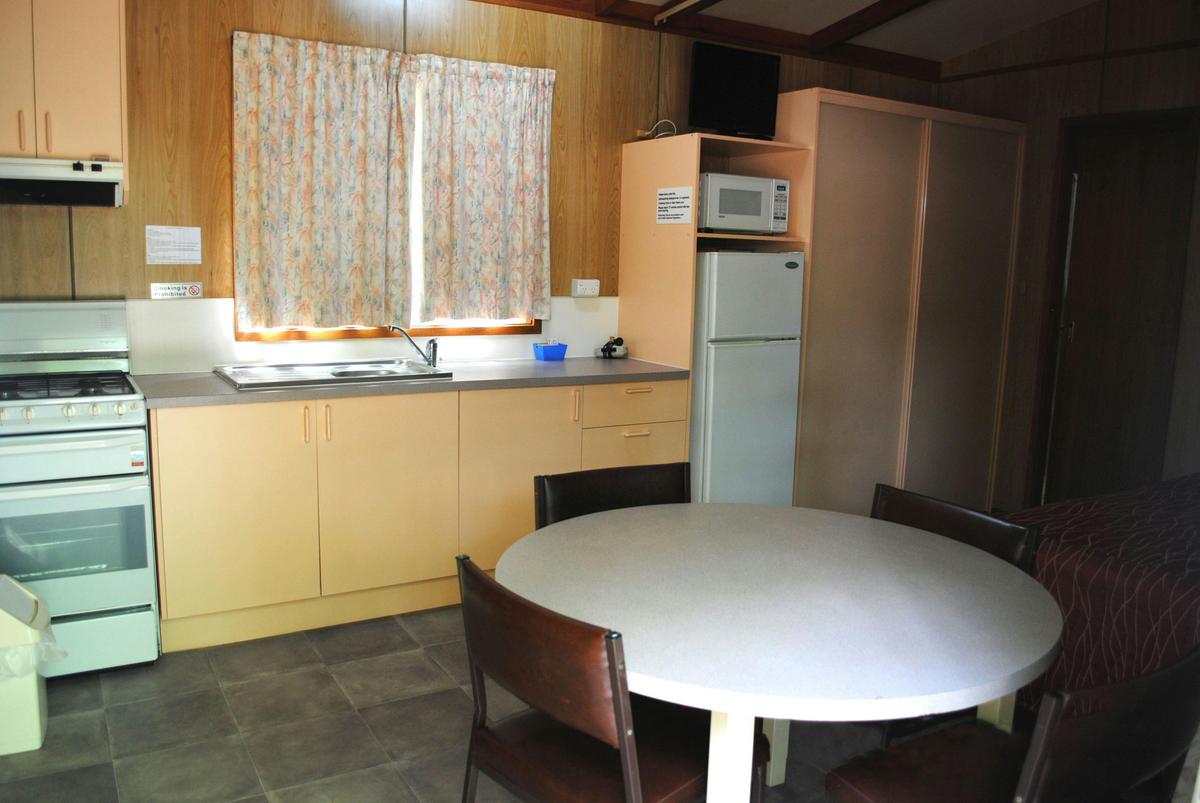 Ball Park Caravan Park