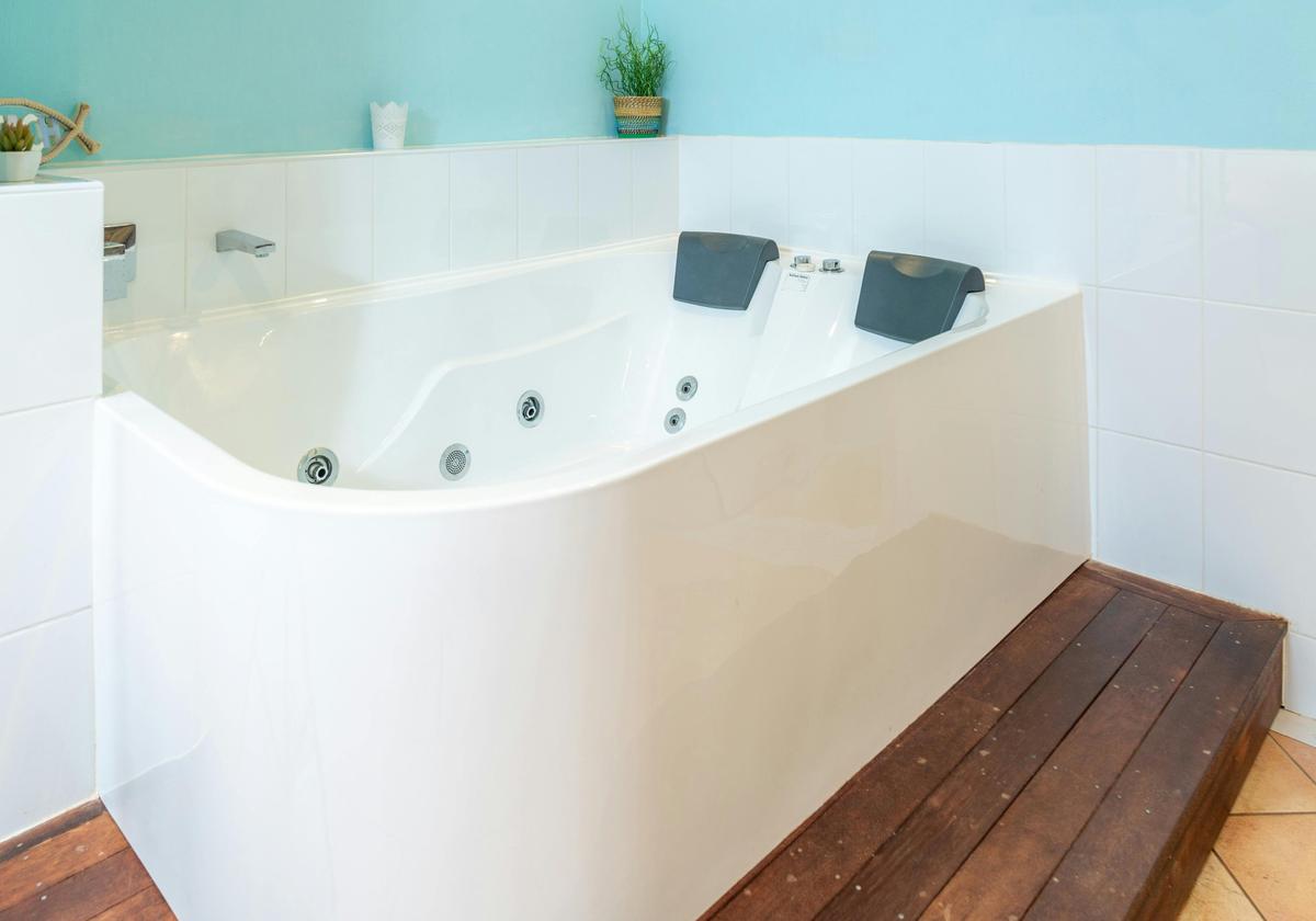 King Spa Suite