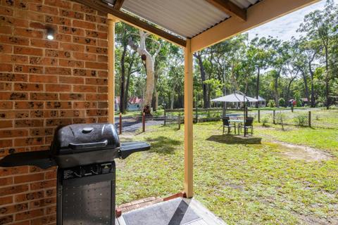 Blenheim Beach Cottage Outdoor