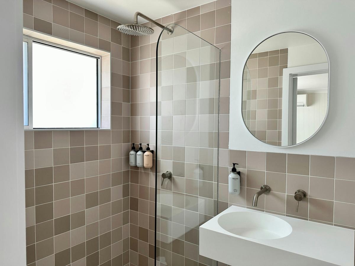 Luxury bathroom with ensuite