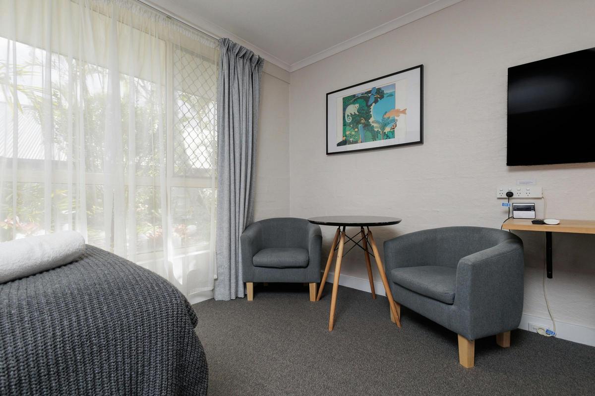 Executive Twin Disabled